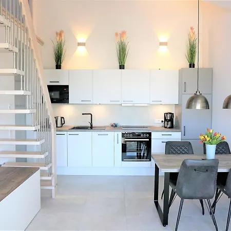Jadestern Apartment *
