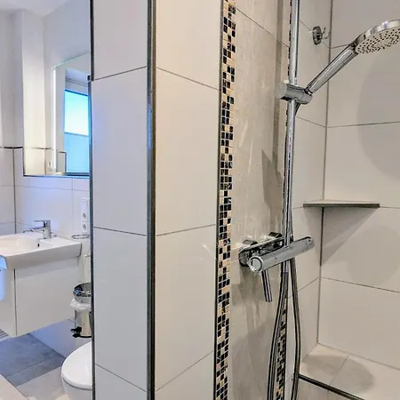 Jadestern Apartment *